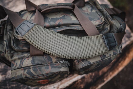 Giants Fishing Deluxe Large Carryall Horgásztáska