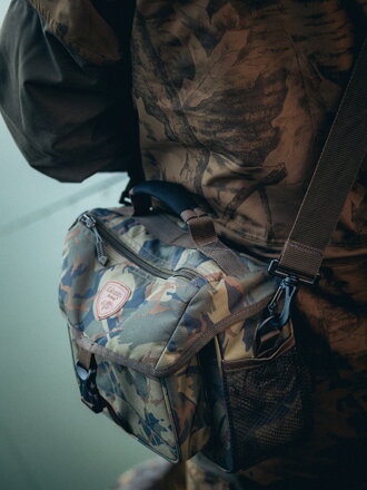 Pergető táska Giants Fishing Spinning Bag Deluxe
