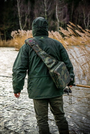 Pergető táska Giants Fishing Spinning Bag Luxury