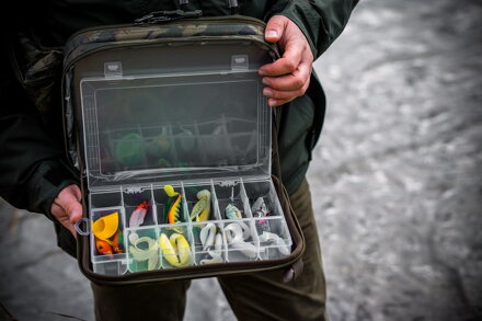 Pergető táska Giants Fishing Spinning Bag Luxury