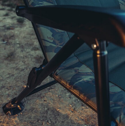 Giants Fishing Horgász fotel Chair Long Back