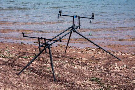 Giants Fishing Bottartó állvány High Pod 3 Rods Black