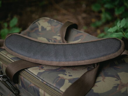 Giants Fishing Táska Gaube Medium/Termo Carryall