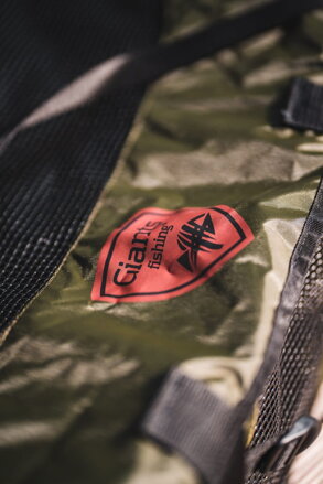 Pontybölcső Giants Fishing Luxury Unhooking Mat Pontybölcső Giants Fishing Luxury Unhooking Mat