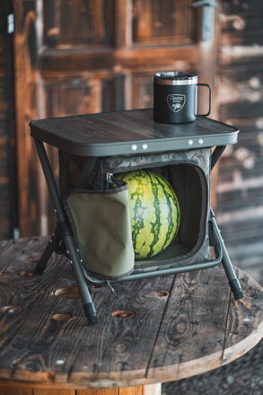 Giants Fishing Összecsukható asztal tárolóval Folding Table with Bag